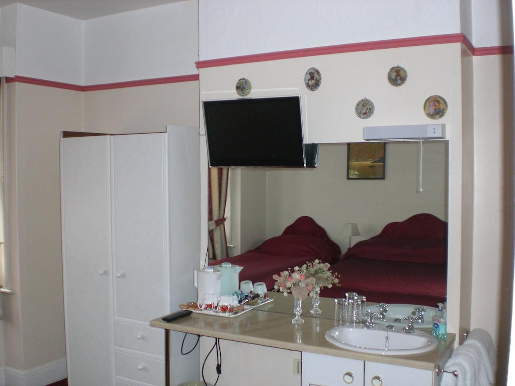 Melville Lodge Gatwick Horley Ruang foto